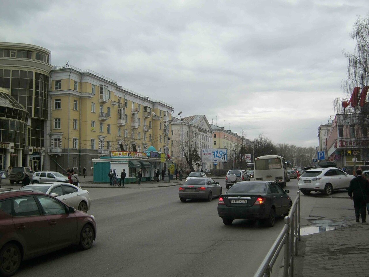 Фотография рекламного носителя, тип: Билборд 3x6, адрес: Троицкий пр-т., д.37, Архангельск, Архангельская область, Россия. Сторона В №765938