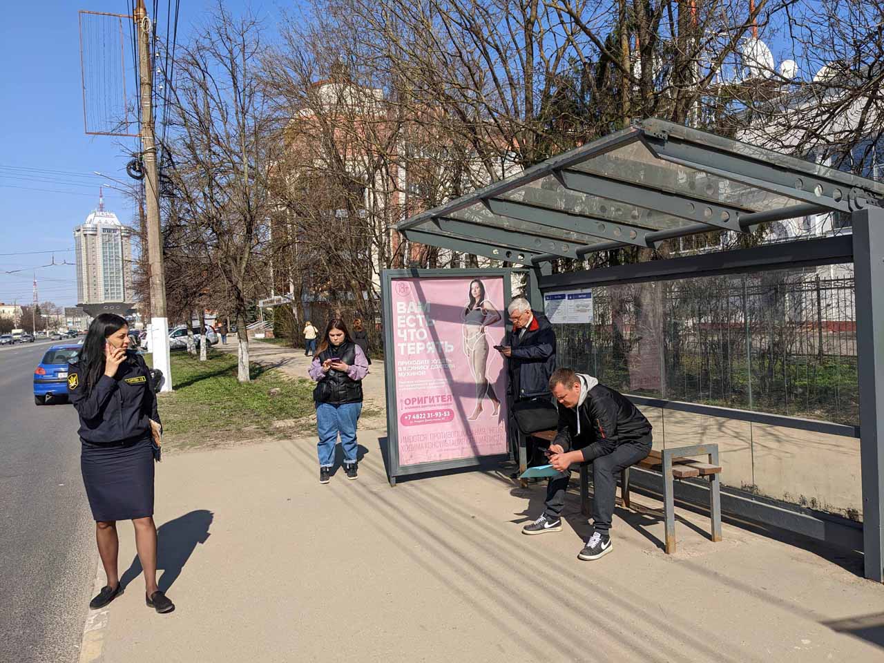 Фотография рекламного носителя, тип: Остановка 1.8x1.2, адрес: Вагжанова ул., д. 9, поз.2, Тверь, Тверская область, Россия. Сторона А №1059818