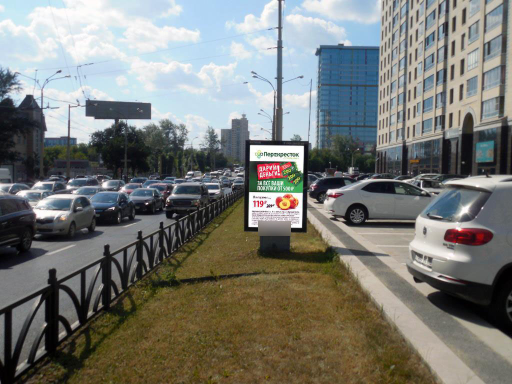 Фотография рекламного носителя, тип: Ситиформат 1.8x1.2, адрес: Белинского ул., д.86 Х Декабристов ул., поз.4, Екатеринбург, Свердловская область, Россия. Сторона B №491974