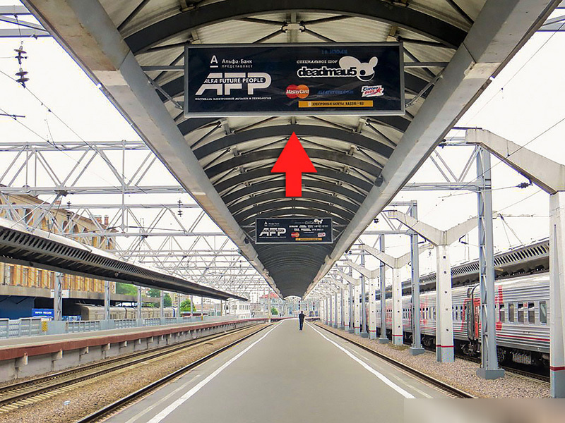 Фотография рекламного носителя, тип: Нестандартный ситиформат, адрес: Невский пр-т., д.85, платформа №6, поз.5, Санкт-Петербург, Россия. Сторона А №987370