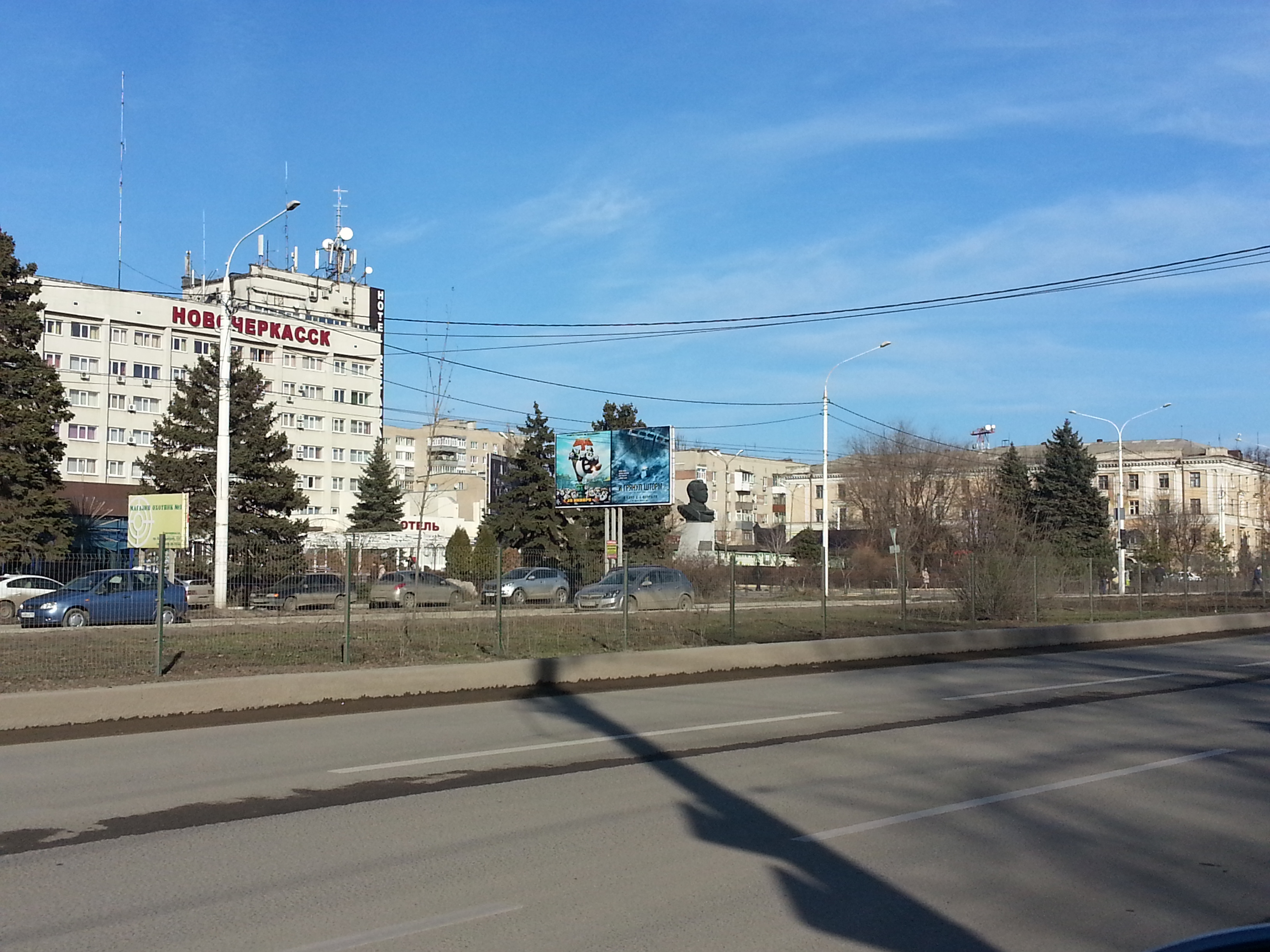 Фотография рекламного носителя, тип: Билборд 3x6, адрес: Баклановский пр-т., д.120, поз.2, Новочеркасск, Ростовская область, Россия. Сторона Б №571232