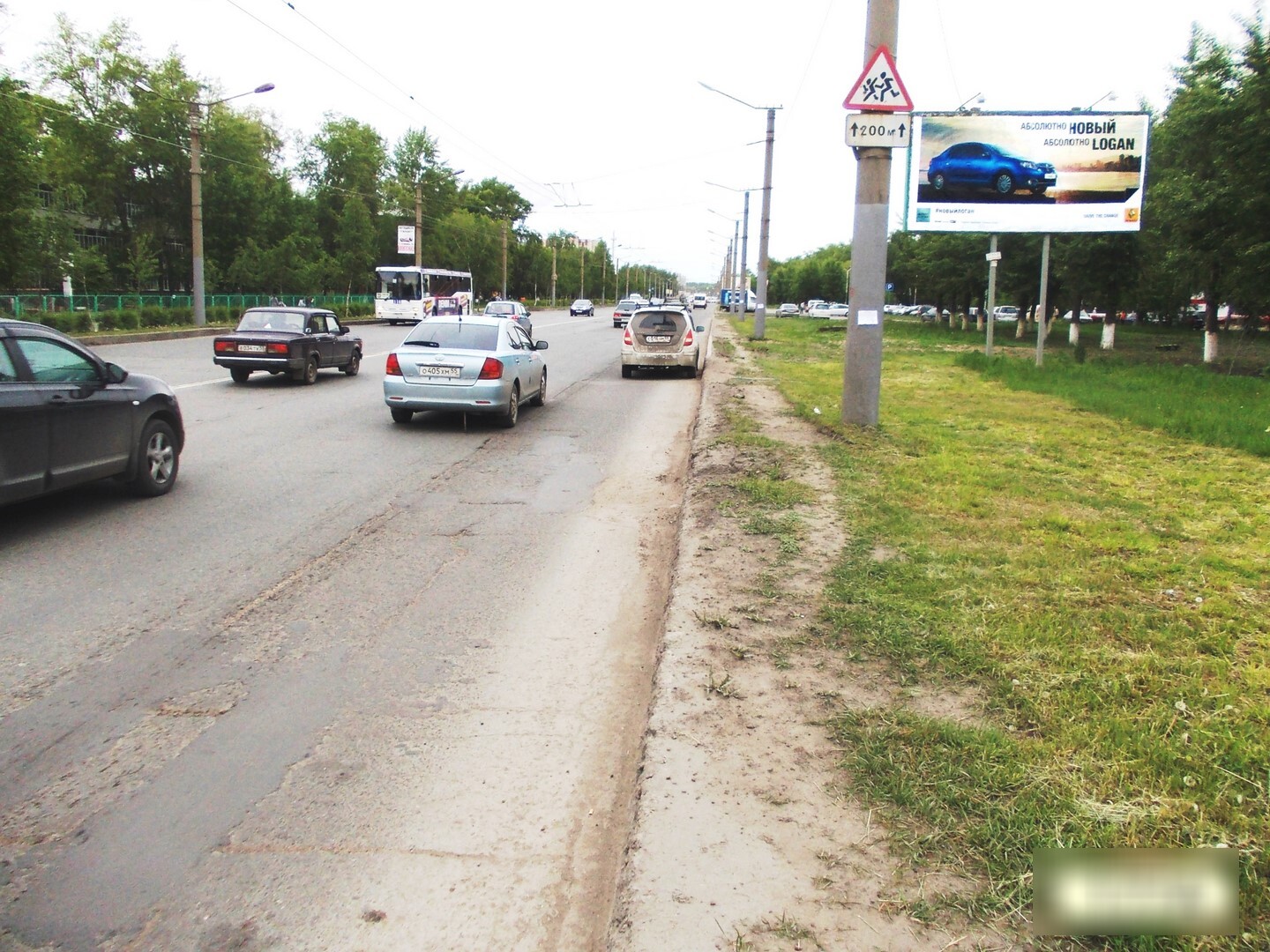 Фотография рекламного носителя, тип: Билборд 3x6, адрес: Космический пр-т., д.24, Омск, Омская область, Россия. Сторона А №420087
