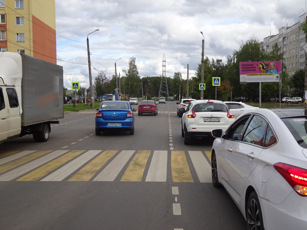 Фотография рекламного носителя, тип: Билборд 3x6, адрес: Жилая ул., д.77, Кострома, Костромская область, Россия. Сторона А №819126