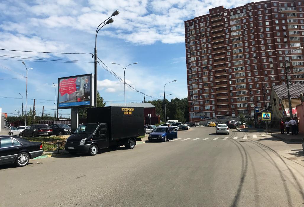 Фотография рекламного носителя, тип: Ситиборд 2.7x3.7, адрес: Берёзовая ул., д.1, конец, Видное, Московская область, Россия. Сторона B1-B5 №641929