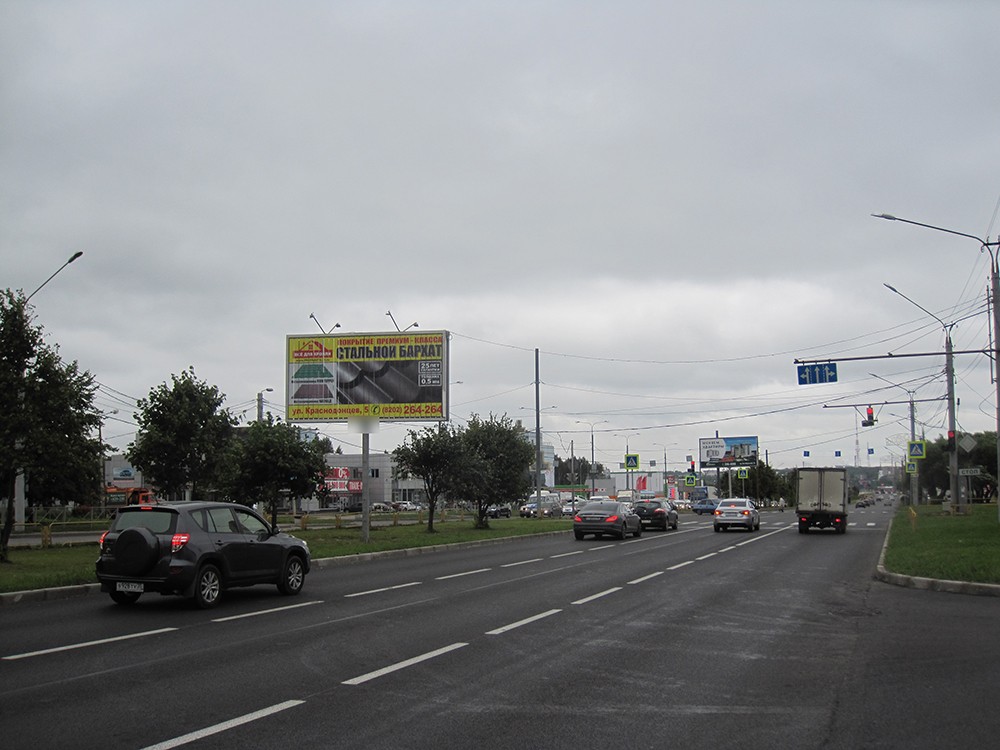 Фотография рекламного носителя, тип: Билборд 3x6, адрес: Октябрьский пр-т., д.38, Череповец, Вологодская область, Россия. Сторона A4-A6 №644894