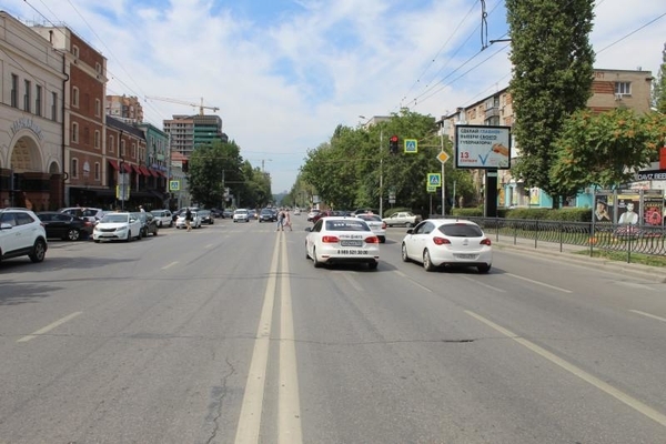 Фотография рекламного носителя, тип: Ситиборд 2.7x3.7, адрес: Красноармейская ул., д.63а Х Газетный пер., Ростов-на-Дону, Ростовская область, Россия. Сторона А1-А6 №842021