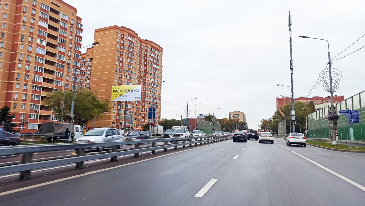 Фотография рекламного носителя, тип: Билборд 3x6, адрес: Александры Монаховой ул., д.20а, Москва, Россия. Сторона Б №816138