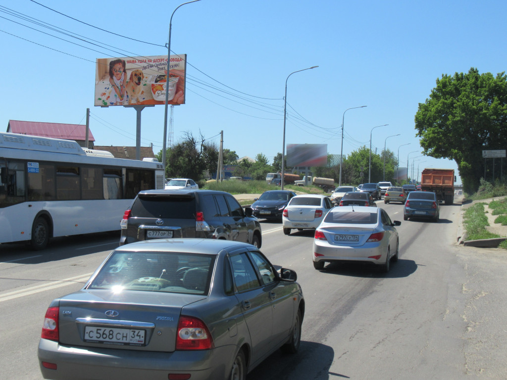 Фотография рекламного носителя, тип: Билборд 3x6, адрес: Лермонтова ул., д.20 Х Мичурина ул., Волгоград, Волгоградская область, Россия. Сторона Б №549077