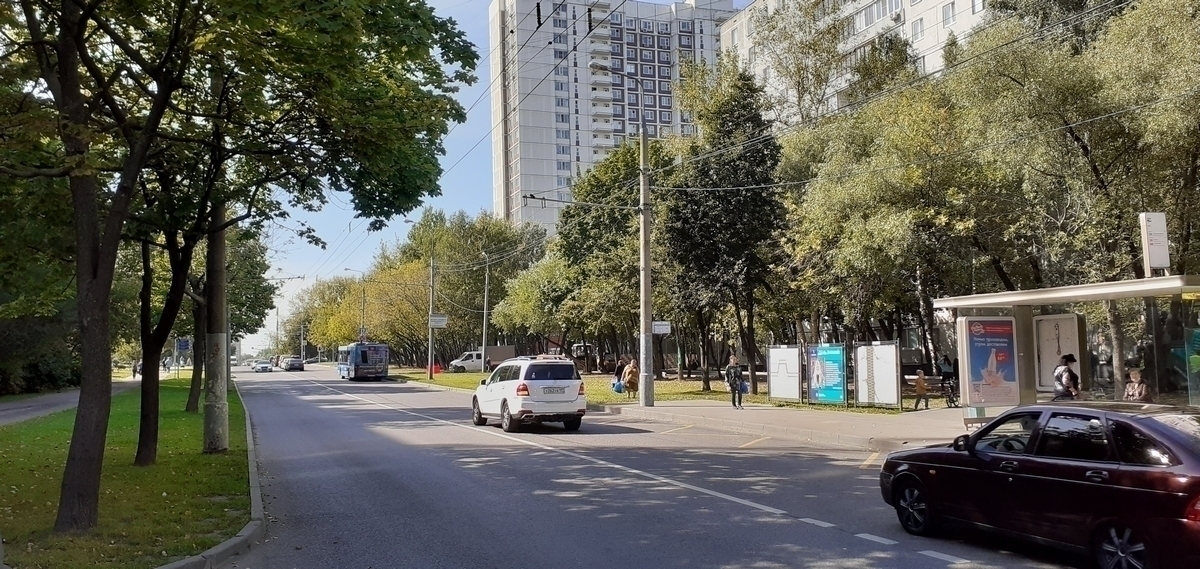 Фотография рекламного носителя, тип: Афиша 1.75x1.8, адрес: Шипиловская ул., д.37 вл.2, стенд 3, Москва, Россия. Сторона А1 №883898