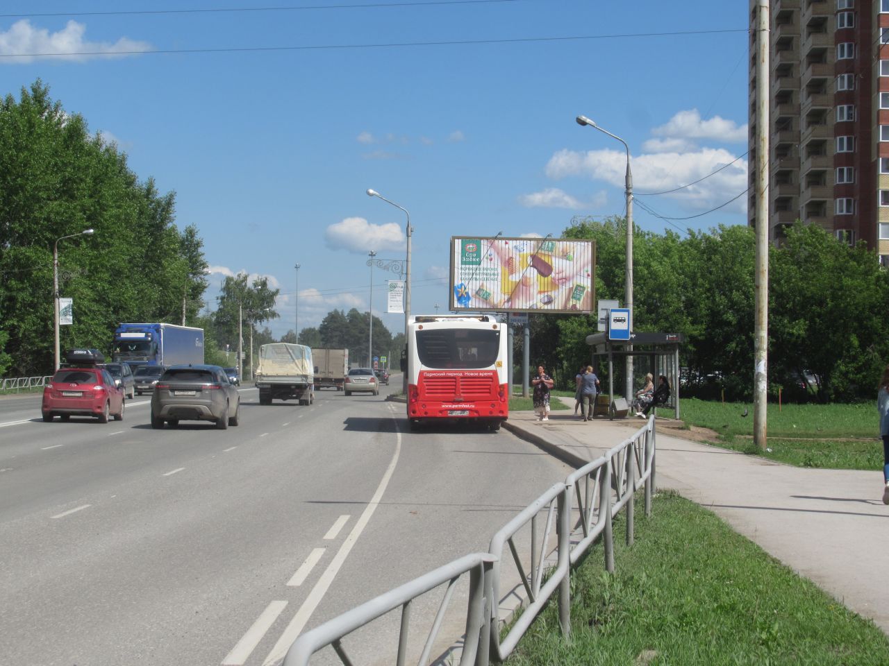 Фотография рекламного носителя, тип: Билборд 3x6, адрес: Светлогорская ул., д.15/1, Пермь, Пермский край, Россия. Сторона A1-A3 №755767