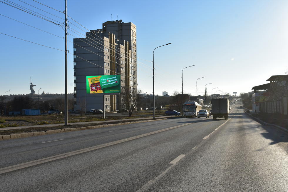 Фотография рекламного носителя, тип: Билборд 3x6, адрес: Лермонтова ул. Х Планерная ул., д.4а, Волгоград, Волгоградская область, Россия. Сторона Б1 №999583
