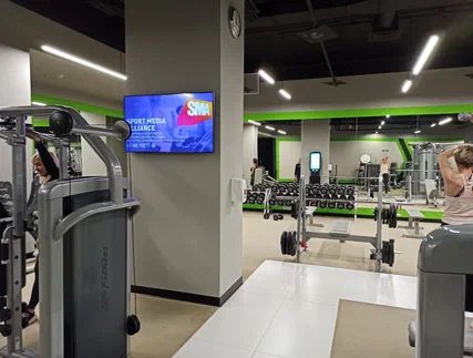 Фотография рекламного носителя, тип: Видеоэкран, адрес: Фитнес-центр «X-Fit Сердце Столицы», Шелепихинская наб., д.34, корп.2, Москва, Россия. Сторона/вариант 5 №980239