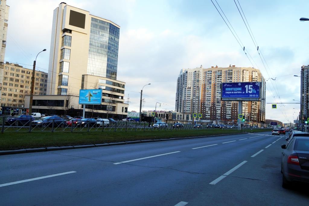 Фотография рекламного носителя, тип: Билборд 3x6, адрес: Богатырский пр-т., д.5, поз.1, Санкт-Петербург, Россия. Сторона Б1 №757007