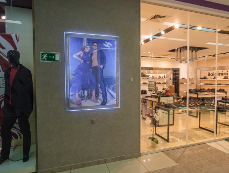 Фотография рекламного носителя, тип: Лайтбокс, адрес: Торговый центр «Сити центр», Индустриальная ул., д.2, Краснодар, Краснодарский край, Россия. Сторона/вариант №1323703