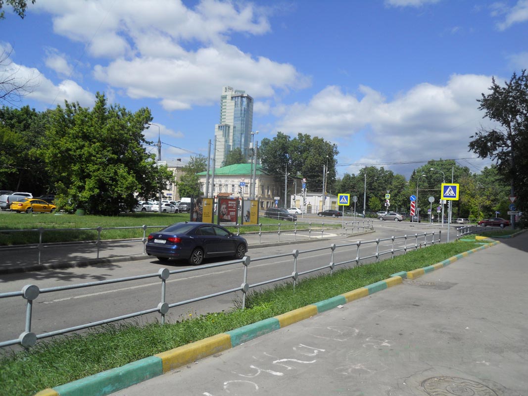 Фотография рекламного носителя, тип: Афиша 1.75x1.8, адрес: Буденного пр-т., д.1, поз.1, стенд 1, Москва, Россия. Сторона А1 №865953