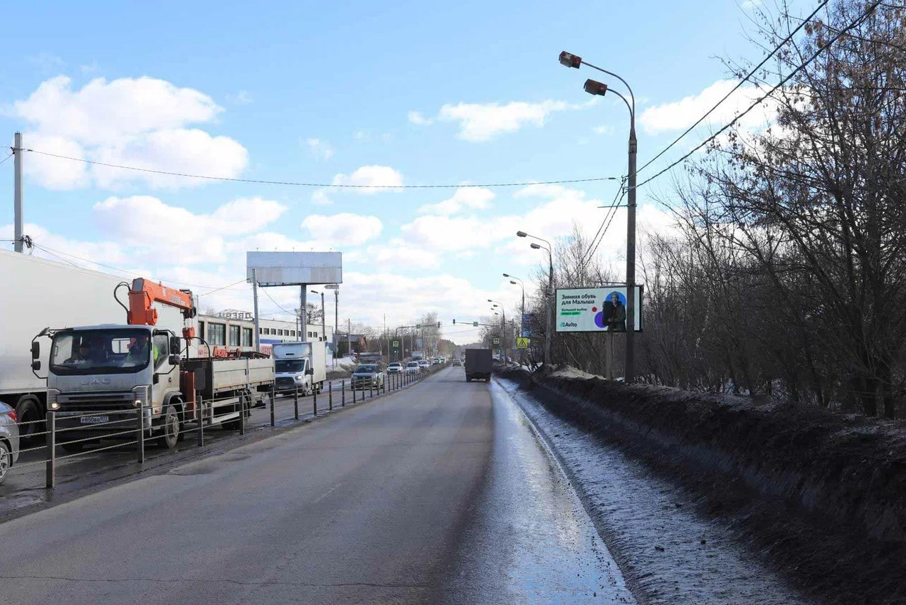 Фотография рекламного носителя, тип: Билборд 3x6, адрес: Волоколамское ш. X Советская ул., д.73А, Красногорск, Московская область, Россия. Сторона A1-A10 №1325311
