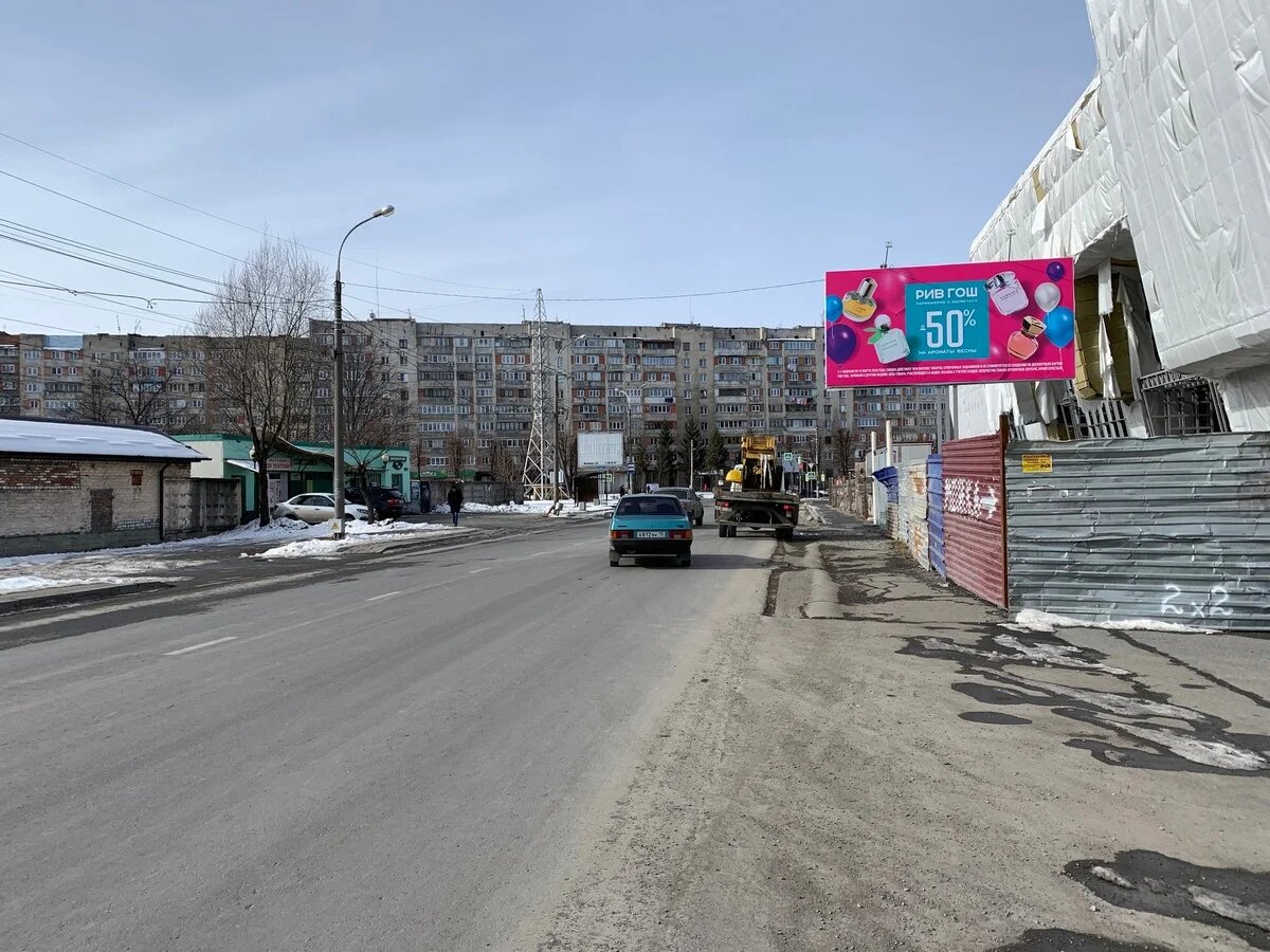 Фотография рекламного носителя, тип: Билборд 3x6, адрес: Дзержинского ул. Х Доватора пр-т., Владикавказ, Республика Северная Осетия – Алания, Россия. Сторона A №846204