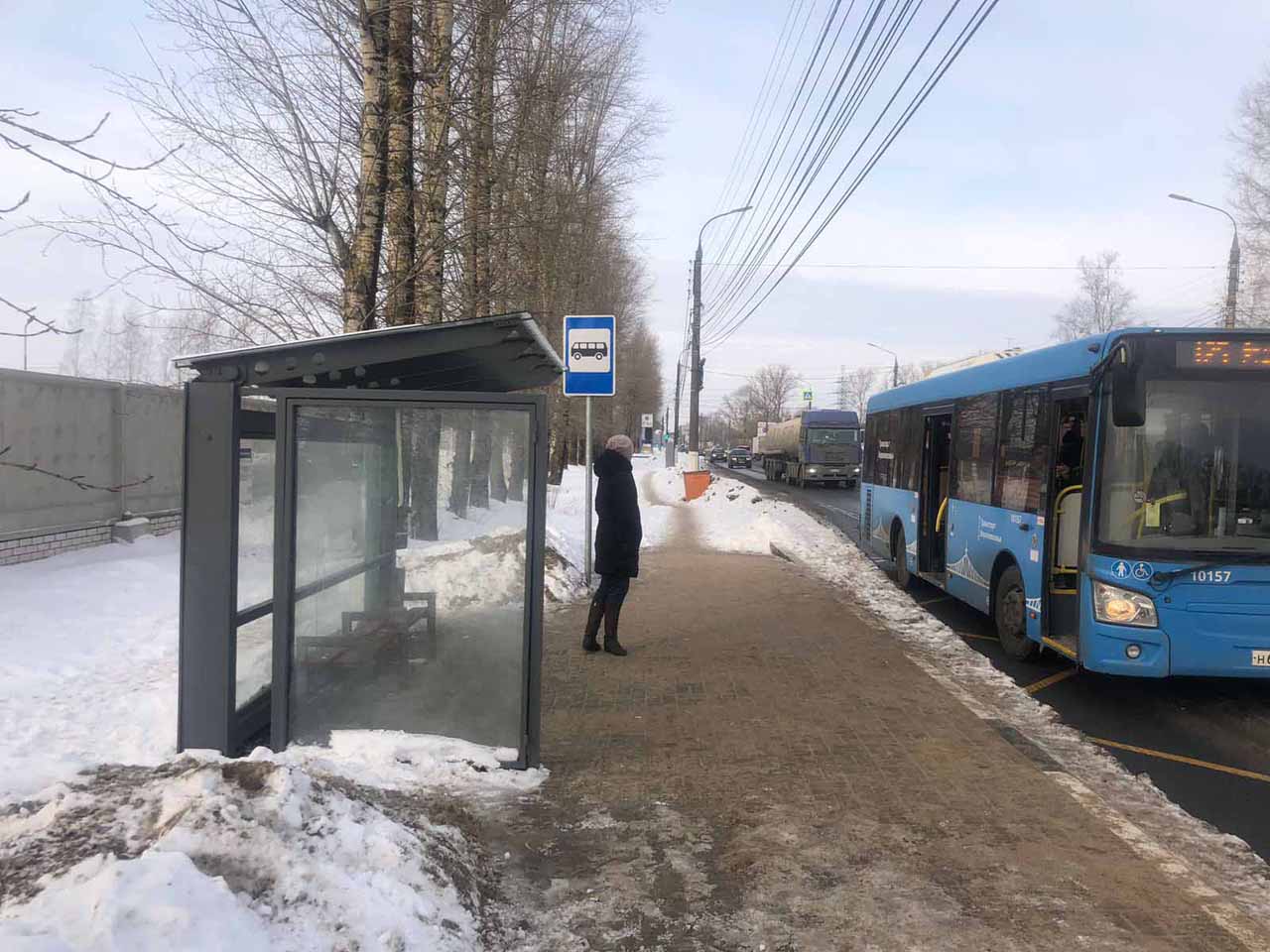 Фотография рекламного носителя, тип: Остановка 1.8x1.2, адрес: Керамический завод, д.5, Тверь, Тверская область, Россия. Сторона Б №1059946