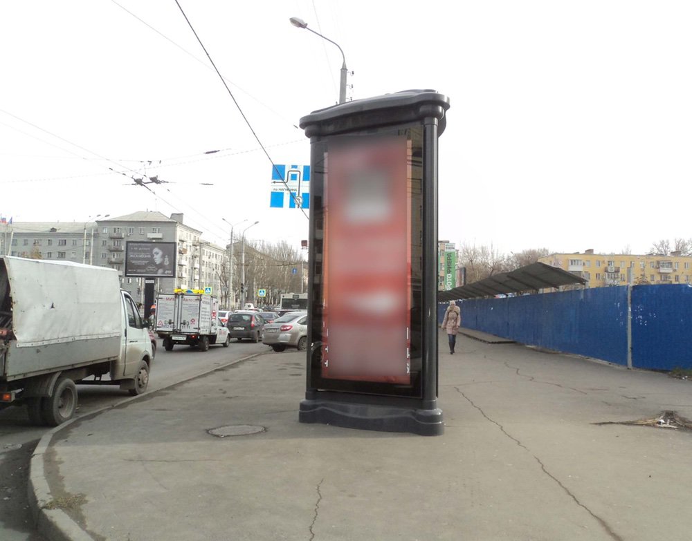 Фотография рекламного носителя, тип: Пиллар 3x1.4, адрес: Ленина пр-кт 99 Х Ленина пл., Ростов-на-Дону, Ростовская область, Россия. Сторона A №688844