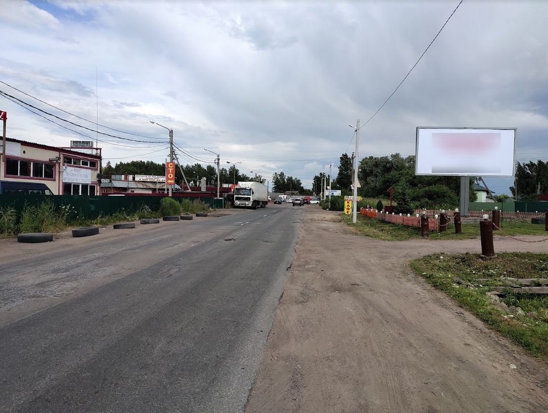 Фотография рекламного носителя, тип: Билборд 3x6, адрес: Ям-Ижора д., Пушкинская ул., д.2, Санкт-Петербург, Россия. Сторона A №846137