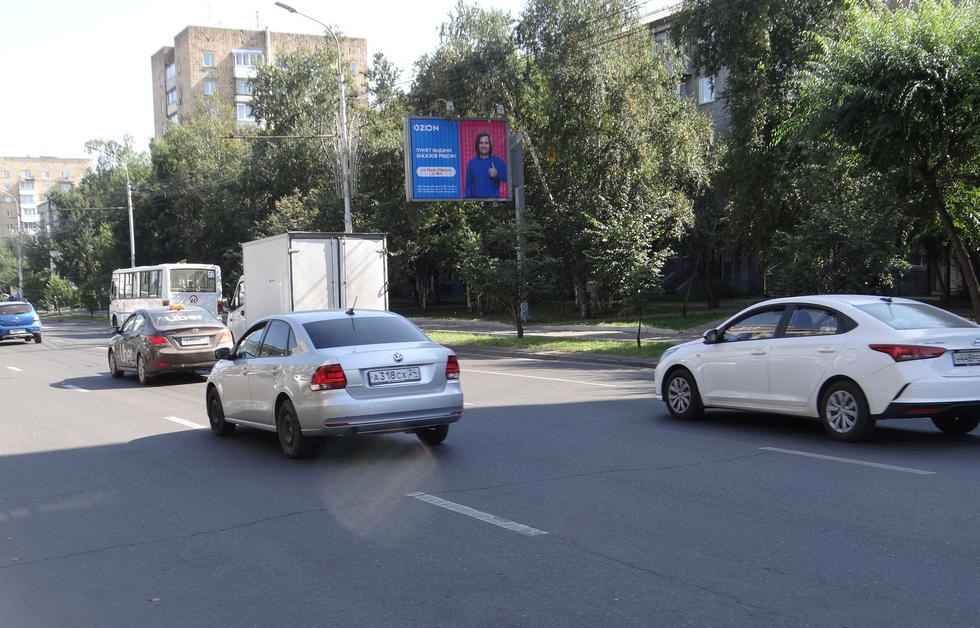 Фотография рекламного носителя, тип: Ситиборд 2.7x3.7, адрес: Карла Маркса ул., д.137, Красноярск, Красноярский край, Россия. Сторона А №534612