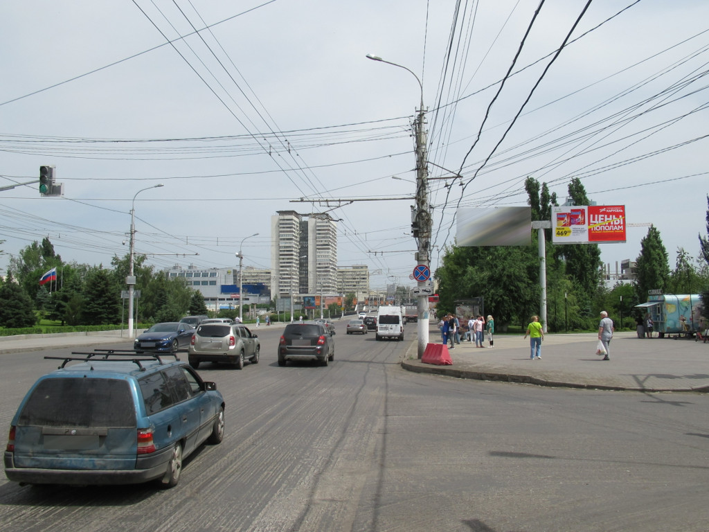 Фотография рекламного носителя, тип: Билборд 3x6, адрес: Рабоче-Крестьянская ул. Х Калинина ул., Волгоград, Волгоградская область, Россия. Сторона А2 №1054422