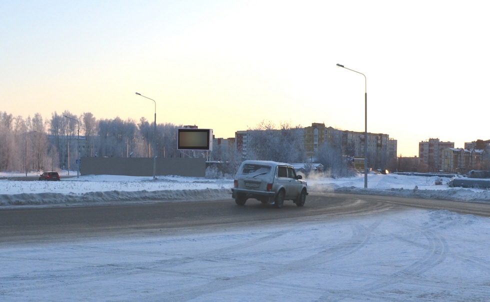 Фотография рекламного носителя, тип: Билборд 3x6, адрес: Знаменского ул., д.20Д, Тобольск, Тюменская область, Россия. Сторона А1-А10 №1026409