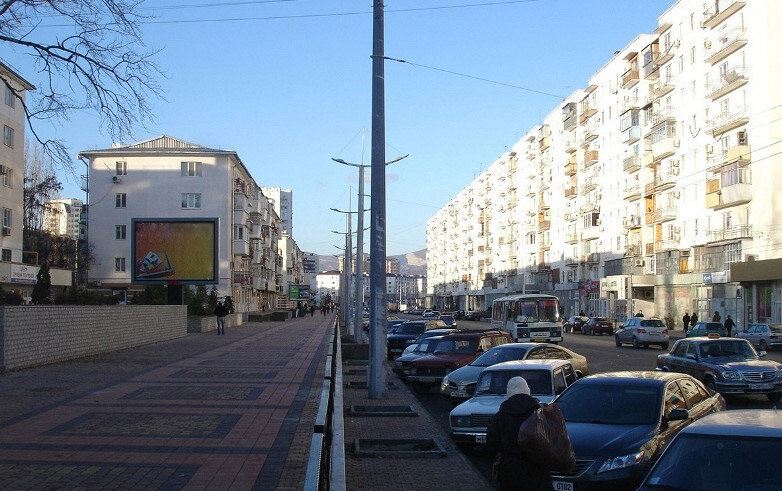 Фотография рекламного носителя, тип: Ситиборд 2.7x3.7, адрес: Ленина пр-т., д.17, Новороссийск, Краснодарский край, Россия. Сторона Б1-Б5 №1006453