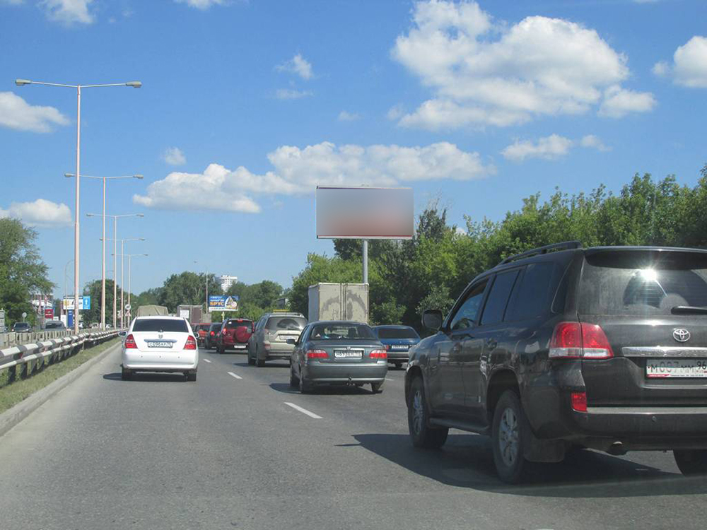 Фотография рекламного носителя, тип: Билборд 3x6, адрес: Базовый пер., д.17, Екатеринбург, Свердловская область, Россия. Сторона A №607932