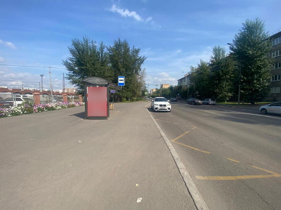 Фотография рекламного носителя, тип: Остановка 1.8x1.2, адрес: Свердловская ул., д.49, Красноярск, Красноярский край, Россия. Сторона Б №1029709