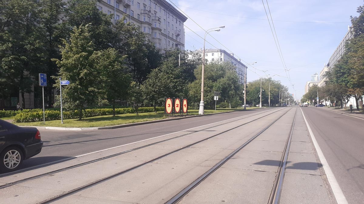 Фотография рекламного носителя, тип: Афиша 1.75x1.8, адрес: Щербаковская ул., д.50, поз.1, стенд 2, Москва, Россия. Сторона А1 №887594