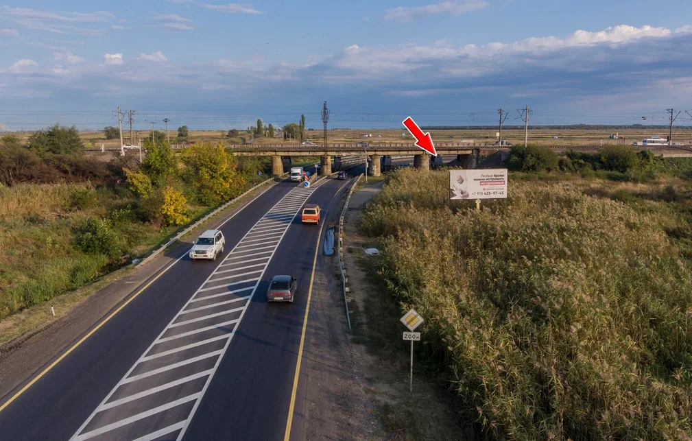 Фотография рекламного носителя, тип: Билборд 3x6, адрес: Тургеневское ш., 8 580м, Краснодар, Краснодарский край, Россия. Сторона A №477571