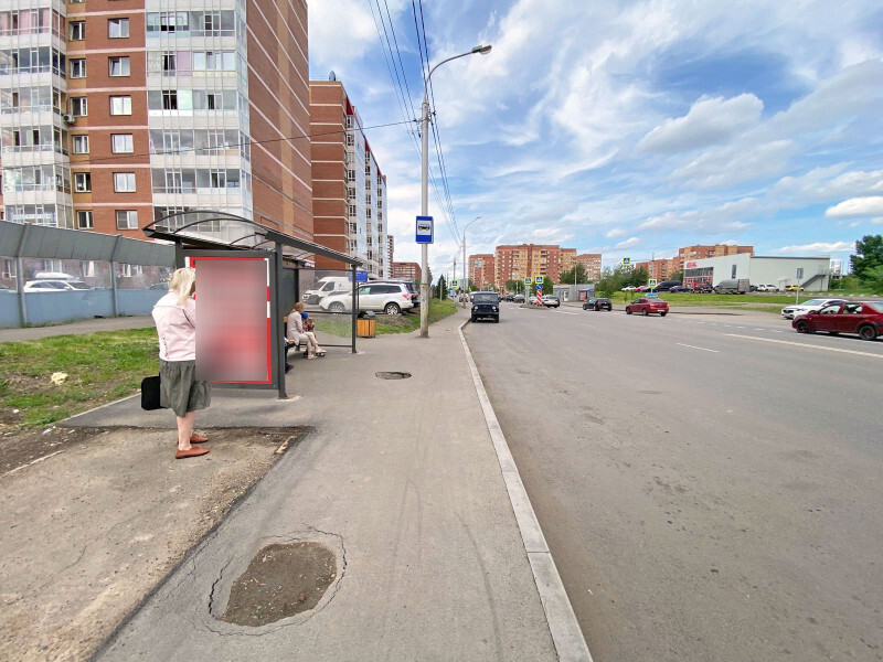 Фотография рекламного носителя, тип: Остановка 1.8x1.2, адрес: Водопьянова ул., напротив Алексеева ул., д.13, Красноярск, Красноярский край, Россия. Сторона Б №1046538