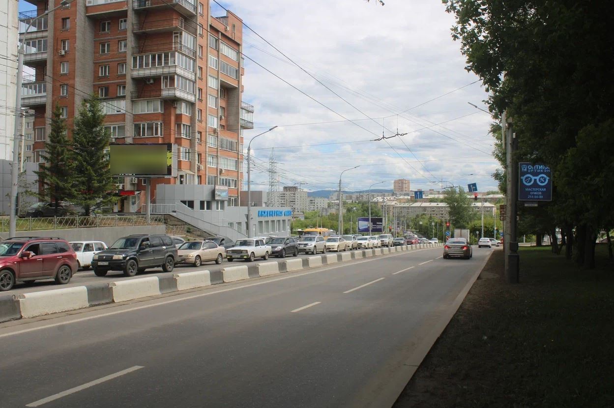 Фотография рекламного носителя, тип: Билборд 3x6, адрес: Тотмина ул., д.6, Красноярск, Красноярский край, Россия. Сторона Б №981365