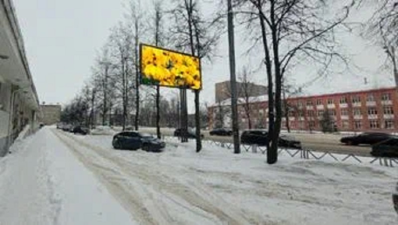 Фотография рекламного носителя, тип: Билборд 3x6, адрес: Герцена ул., д.93, поз.2, Рыбинск, Ярославская область, Россия. Сторона B №1057811