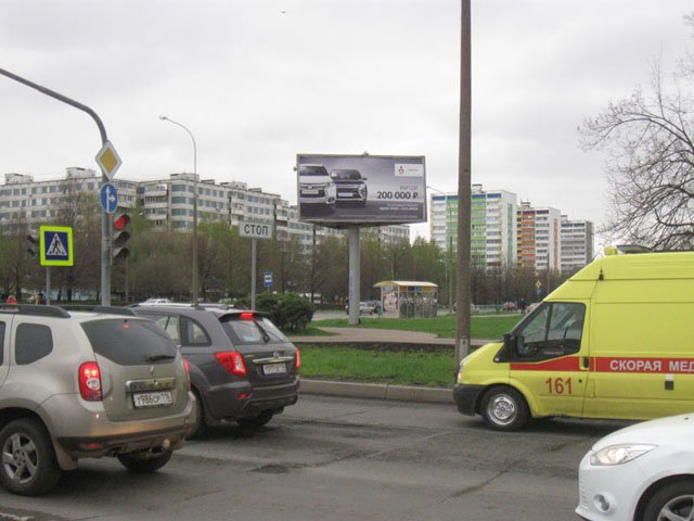 Фотография рекламного носителя, тип: Билборд 3x6, адрес: Мира пр-т. Х Дружбы Народов пр-т., Набережные Челны, Республика Татарстан, Россия. Сторона A №638403
