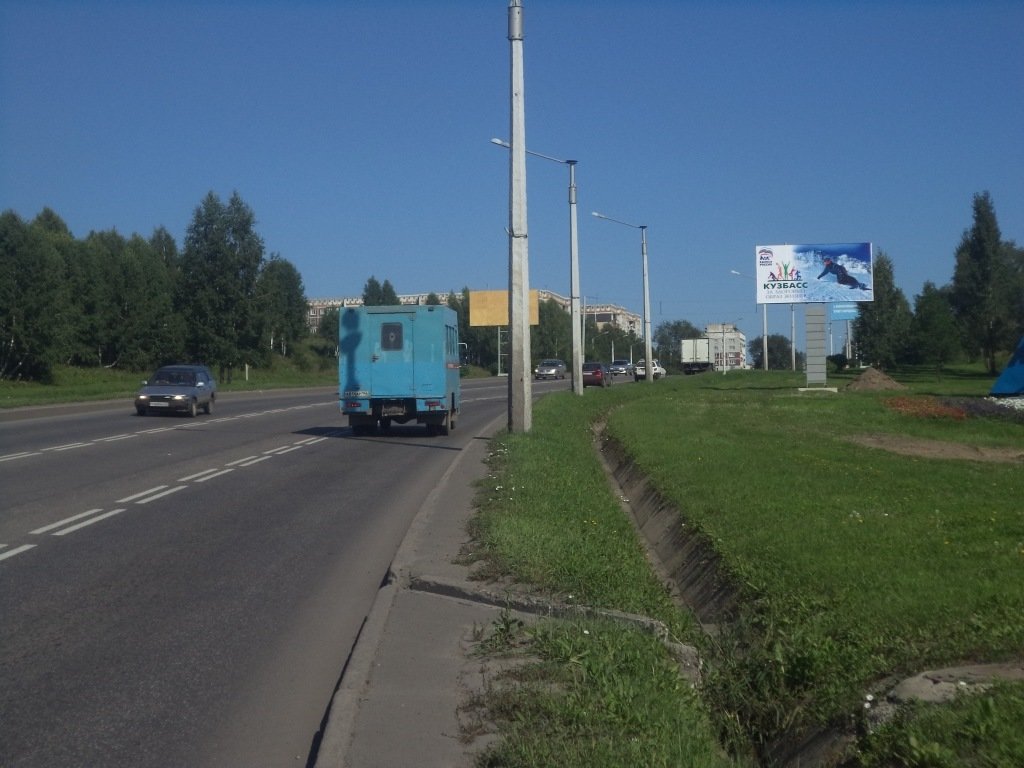 Фотография рекламного носителя, тип: Билборд 3x6, адрес: Запсибовцев пр-т., въезд в Новоильинку, поз.1, Новокузнецк, Кемеровская область, Россия. Сторона А №671745