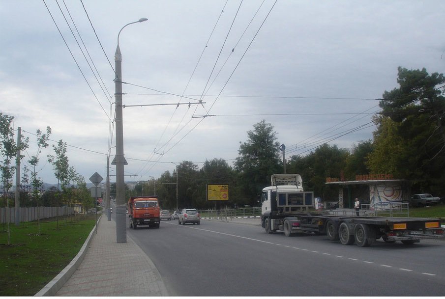 Фотография рекламного носителя, тип: Ситиборд 2.7x3.7, адрес: Сухумское ш., ост. ц/з Пролетарий, Новороссийск, Краснодарский край, Россия. Сторона А1-А5 №713791