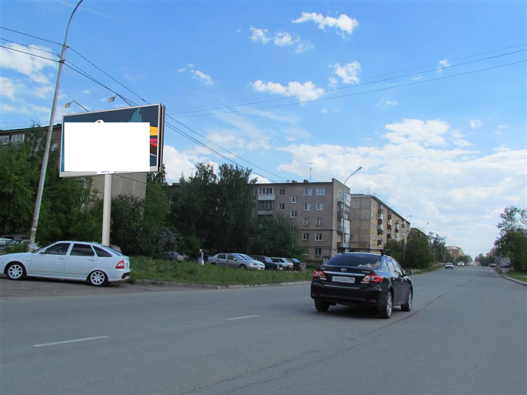 Фотография рекламного носителя, тип: Билборд 3x6, адрес: Пархоменко ул., д.42, Нижний Тагил, Свердловская область, Россия. Сторона B №537726