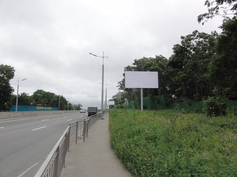 Фотография рекламного носителя, тип: Билборд 3x6, адрес: Маковского ул. Х Чайковского ул., д.12, ост. "Моряк", Владивосток, Приморский край, Россия. Сторона А №756683