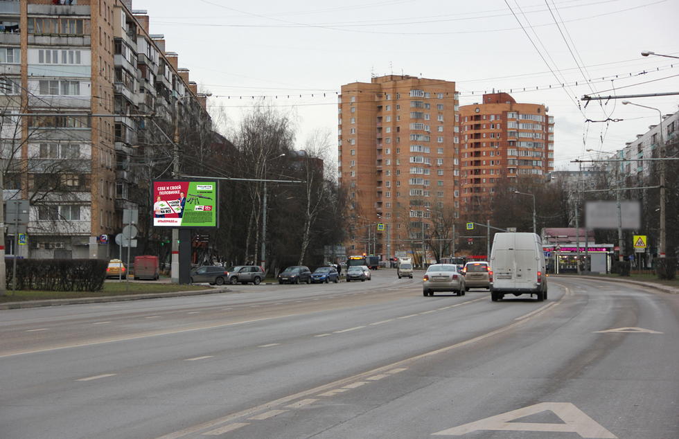 Фотография рекламного носителя, тип: Ситиборд 2.7x3.7, адрес: Юбилейный пр-т., д.49, напротив, Химки, Московская область, Россия. Сторона Б №818711