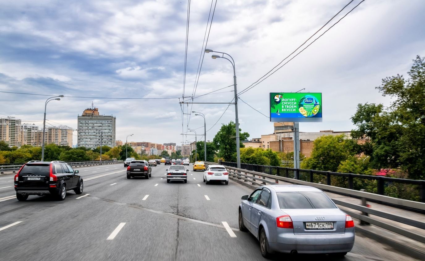 Фотография рекламного носителя, тип: Билборд 3x6, адрес: Волгоградский пр-т., д.23, стр.13, Москва, Россия. Сторона Аh1-Аh4 №875569