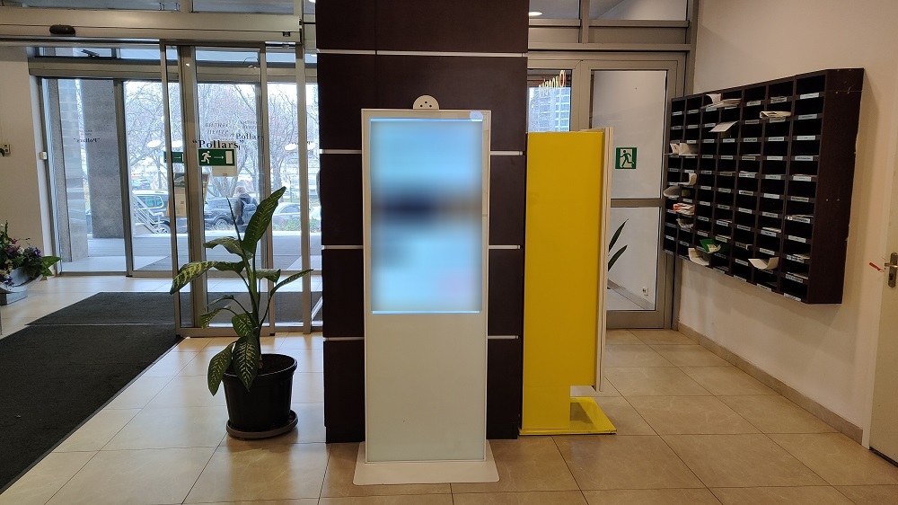 Фотография рекламного носителя, тип: Видеоэкран, адрес: Бизнес-центр «Полларс», Дербеневская наб., д.11, Москва, Россия. Сторона/вариант №1054332