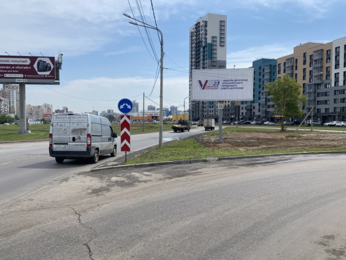 Фотография рекламного носителя, тип: Билборд 3x6, адрес: Авиаторов ул. Х 9 Мая ул., д.64, Красноярск, Красноярский край, Россия. Сторона А1-А3 №779801