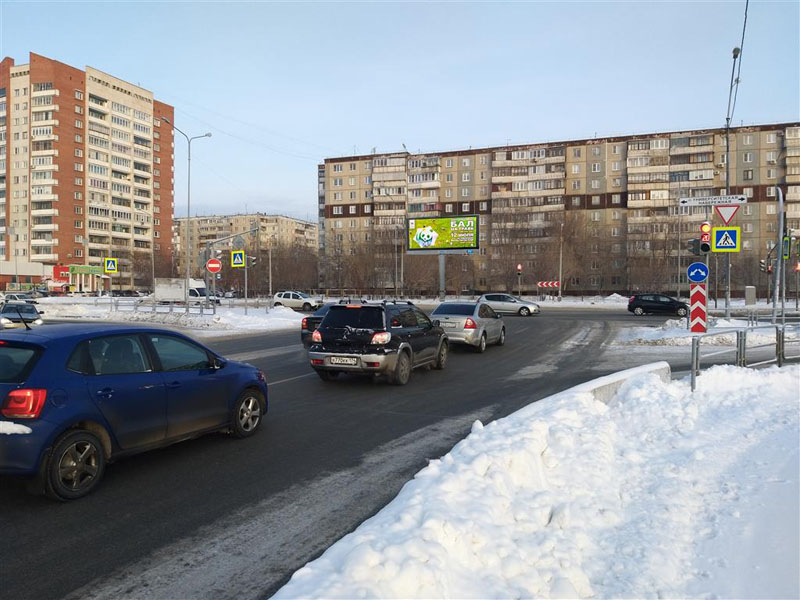 Фотография рекламного носителя, тип: Билборд 3x6, адрес: Университетская Набережная ул., д.30, Челябинск, Челябинская область, Россия. Сторона Аh1-Аh4 №938545