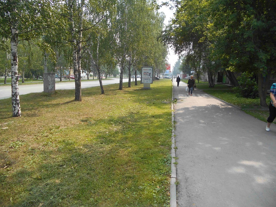 Фотография рекламного носителя, тип: Ситиформат 1.8x1.2, адрес: Бардина ул., д.11/1, поз.2, Екатеринбург, Свердловская область, Россия. Сторона A №833762