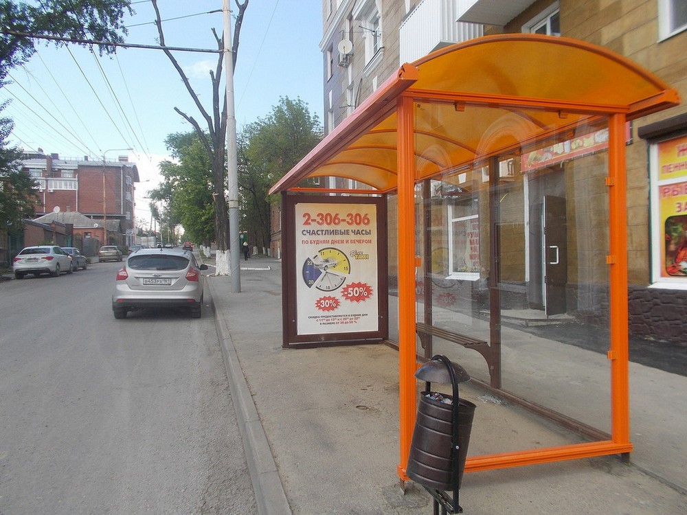 Фотография рекламного носителя, тип: Остановка 1.8x1.2, адрес: 35-я линия ул., ост. ПролетР "35-я линия/Магазин", Ростов-на-Дону, Ростовская область, Россия. Сторона А №631226