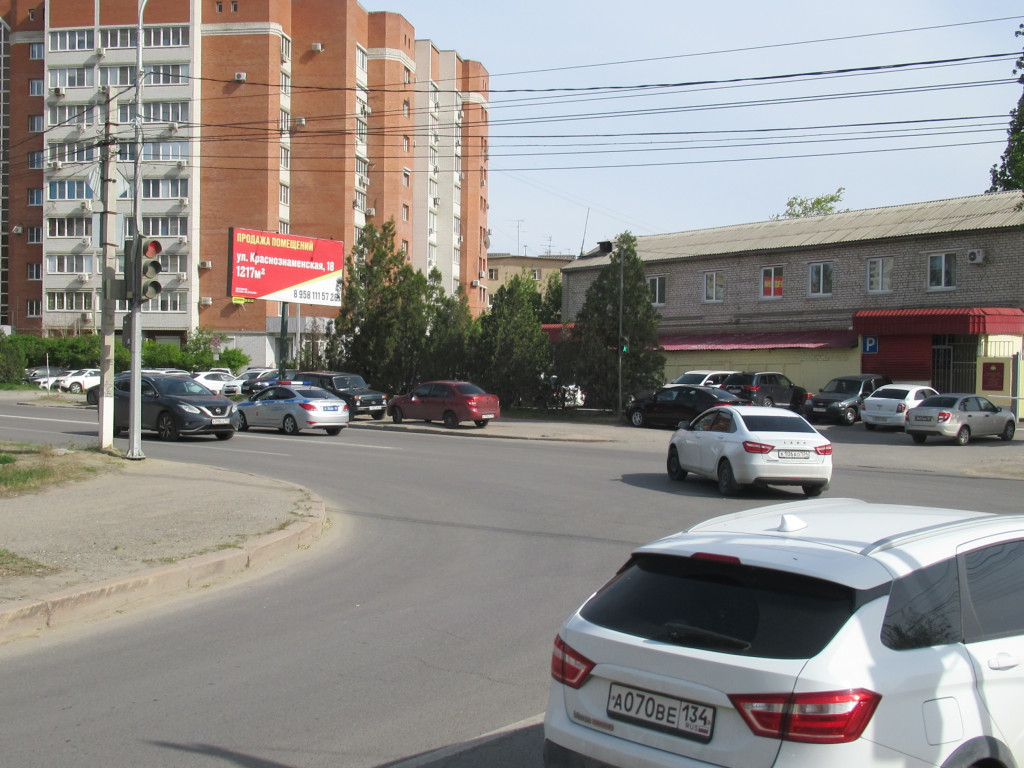 Фотография рекламного носителя, тип: Билборд 3x6, адрес: Глубокоовражная ул., д.25, Волгоград, Волгоградская область, Россия. Сторона А №596152