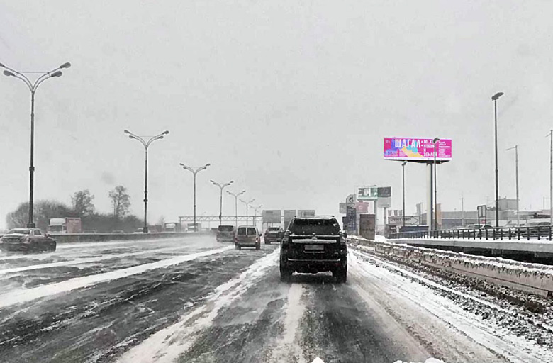 Фотография рекламного носителя, тип: Суперсайт 5x15, адрес: МКАД 27 000м., между М4 Дон и Каширское ш., Москва, Россия. Сторона A1-А10 №858031