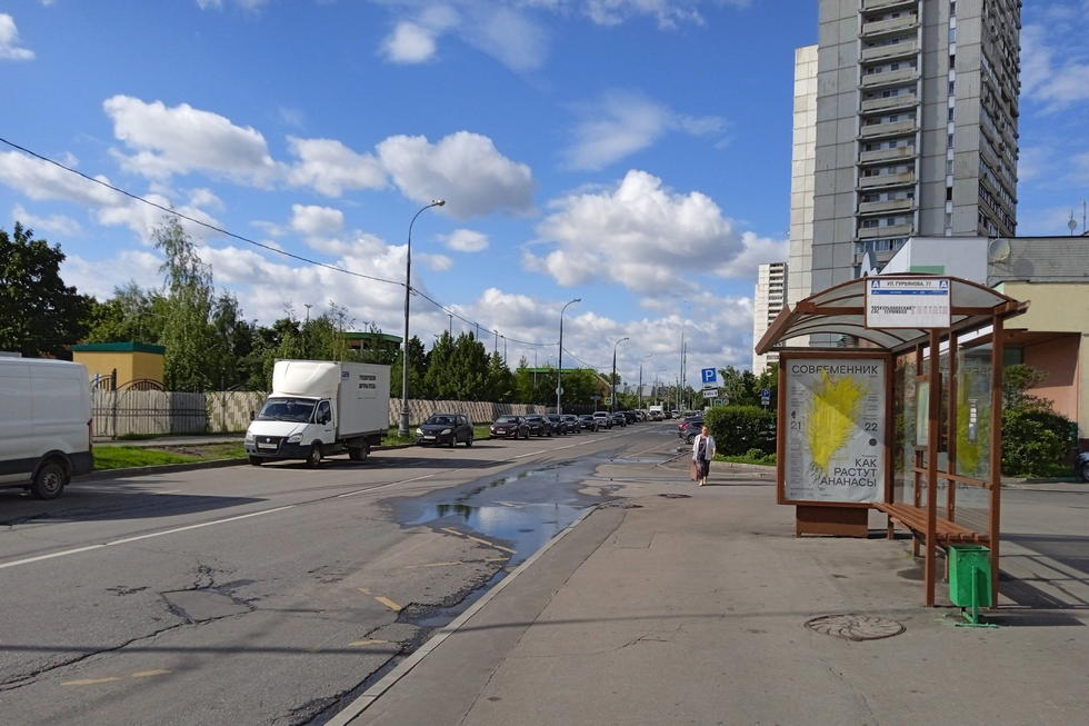 Фотография рекламного носителя, тип: Остановка 1.8x1.2, адрес: Гурьянова улица, д.69, корп.2, Москва, Россия. Сторона А №956459